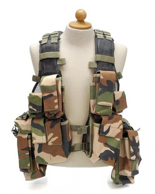 WOODLAND CAMO TACTICAL VEST Woodland Military Tactical \ Tactical
