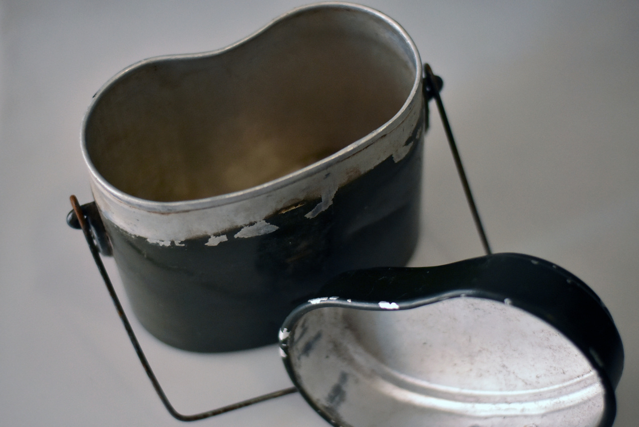 ALUMINIUM CANTEEN GENUINE MILITARY SURPLUS ROMANIAN ARMY USED Used