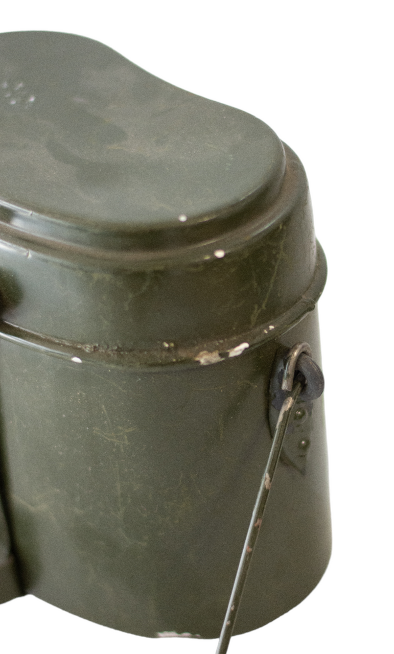 ALUMINIUM CANTEEN GENUINE MILITARY SURPLUS ROMANIAN ARMY USED Used Military Surplus \ Used