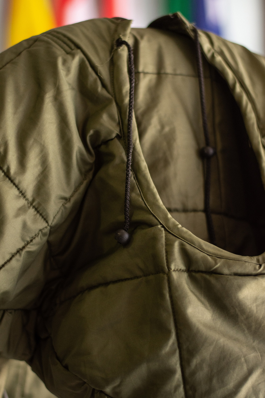 WINTER SLEEPING BAG ROMANIAN ARMY SURPLUS IN GOOD CONDITION In good