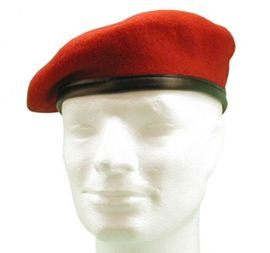 GERMAN ARMY RED BERET USED