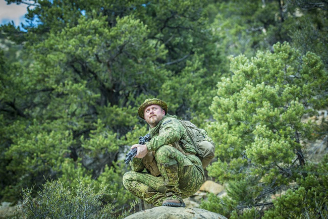 OUTDOOR TACTICAL PANTS - OTP - VERSASTRETCH - Helikon-Tex - CRIMSON SKY/BLACK