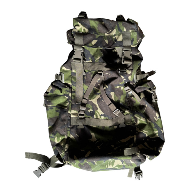 BIG MILITARY COMBAT BACKPACK WITH POCKET, DETACHABLE OUTER POUCH - MOTEXCO - 90L - MILITARY SURPLUS ROMANIAN ARMY - CAMOUFLAGE MOSAIC FOREST DPM - IN GOOD CONDITION