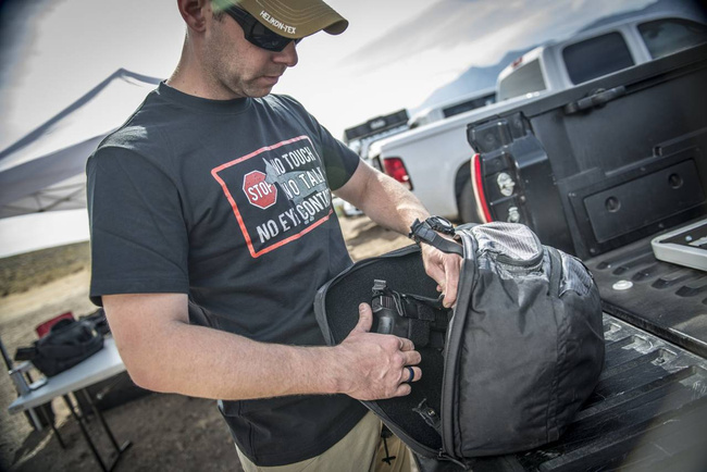 T-SHIRT (K9 - NO TOUCH) - HELIKON