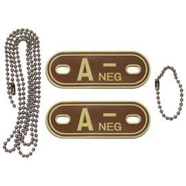 Blood Group Marker, chains, dog tags, desert, "A NEG", 3D