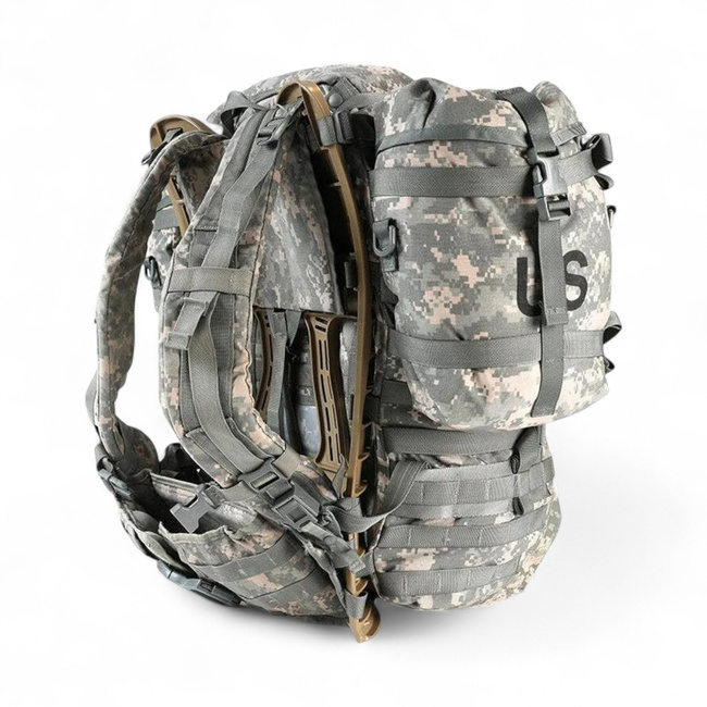 Molle II backpack with external metal frame - US Army Military Surplus - ACU Camouflage - Used