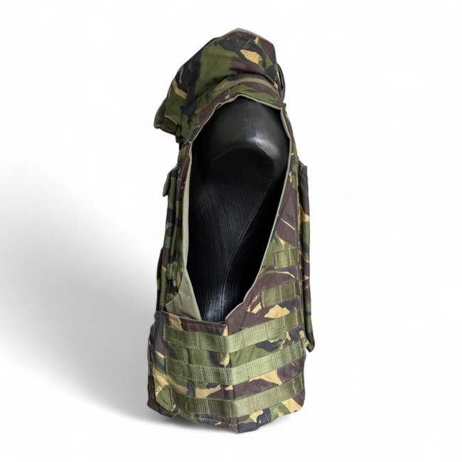 MOLLE TACTICAL VEST - CAMOUFLAGE DPM - MILITARY SURPLUS ROMANIAN ARMY - IN GOOD CONDITION