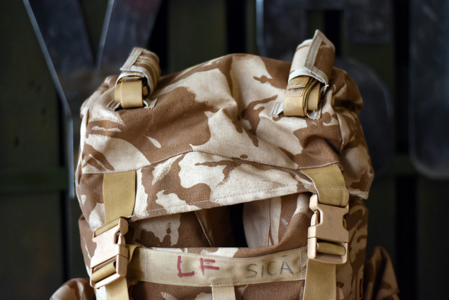 LARGE MILITARY COMBAT BACKPACK WITH POCKET, DETACHABLE OUTER POUCH - CONDOR - 90L - ROMANIAN ARMY MILITARY SURPLUS - DESERT CAMOUFLAGE - IN GOOD CONDITION