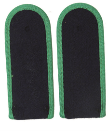 East Germ. Vm Epaulets Private Seam.rec.