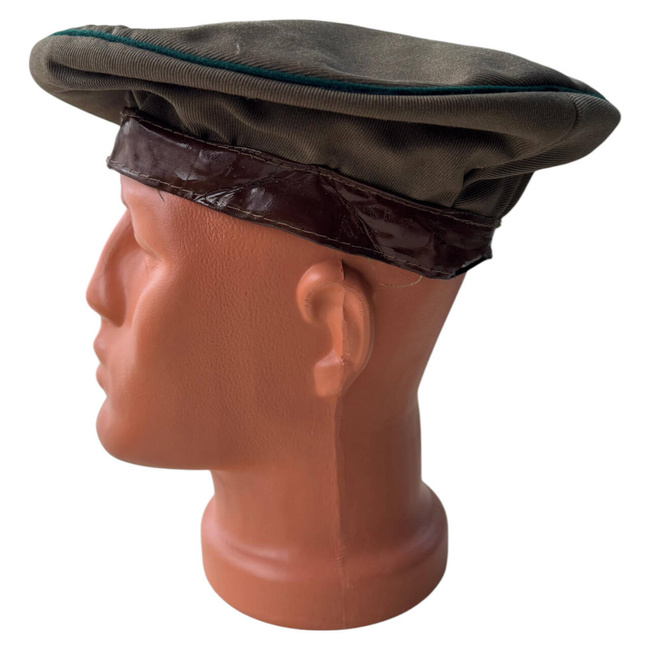 RARE OFFICERS BERET - MOUNTAIN HUNTERS - ROMANIAN ARMY MILITARY SURPLUS - GREEN WITH BROWN/BLACK BAND - IN GOOD CONDITION