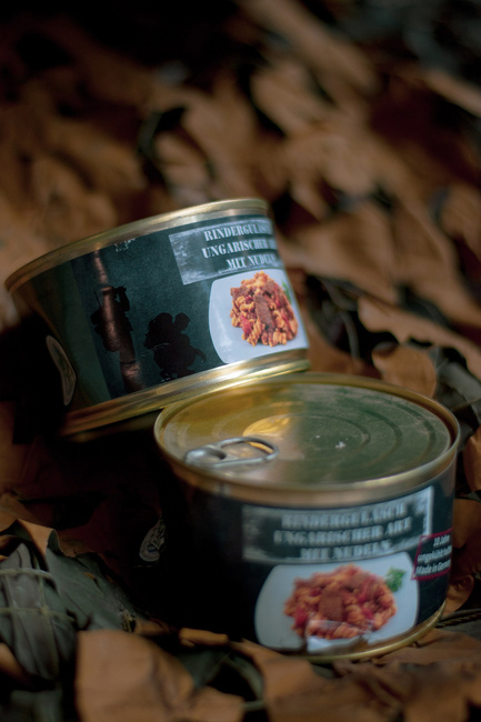 CANNED HUNGARIAN BEEF GOULASH WITH NOODLES - 400 G - SHELF LIFE 10 YEARS - MFH®