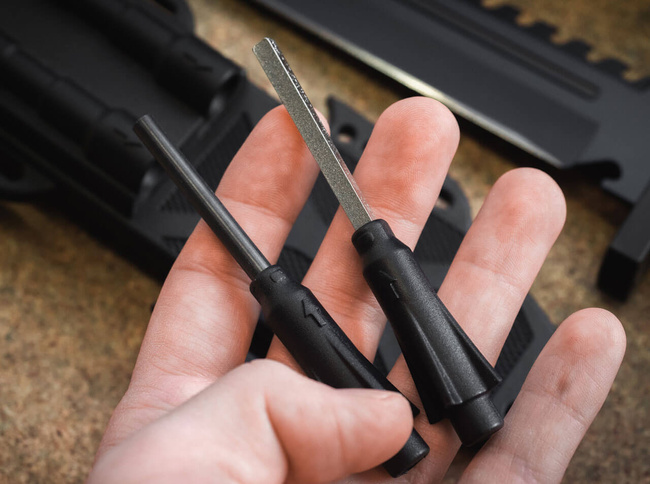 FIXED BLADE KNIFE M-Spec Survival Knife - MAGNUM BY BOKER