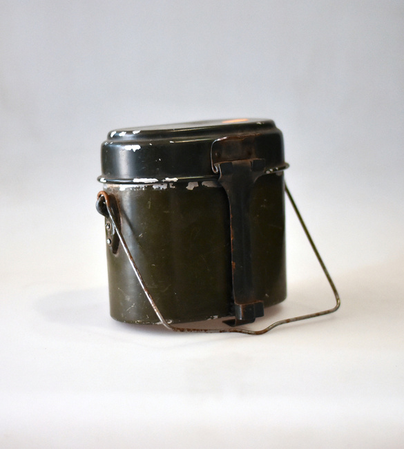 ALUMINIUM CANTEEN - GENUINE MILITARY SURPLUS ROMANIAN ARMY - USED