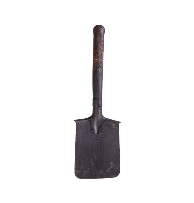 FIELD SHOVEL WITHOUT SAW EDGE - AUSTRIAN MILITARY SURPLUS WW I - USED