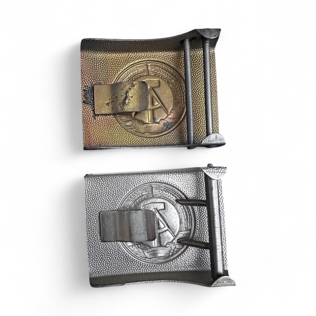 DDR BELT BUCKLE - MILITARY SURPLUS FROM EAST GERMAN ARMY - IN GOOD CONDITION