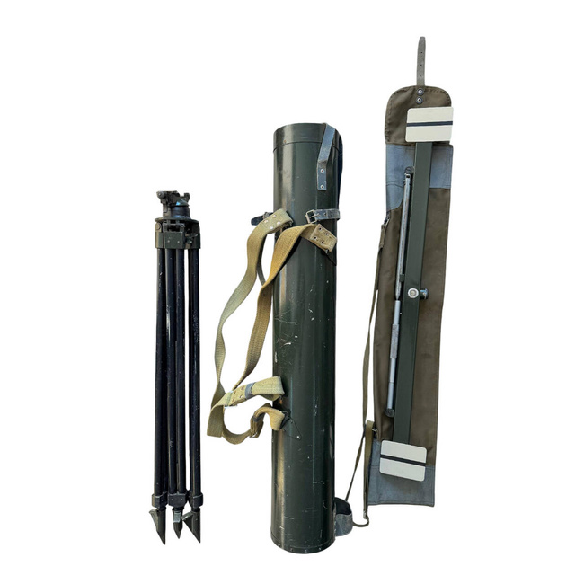 STEREOSCOPIC RANGEFINDER WITH METAL CARRYING CASE, MEASURING BAR AND TRIPOD - WWII - AUTHENTIC ROMAN MILITARY SURPLUS - DECO/GOOD CONDITION