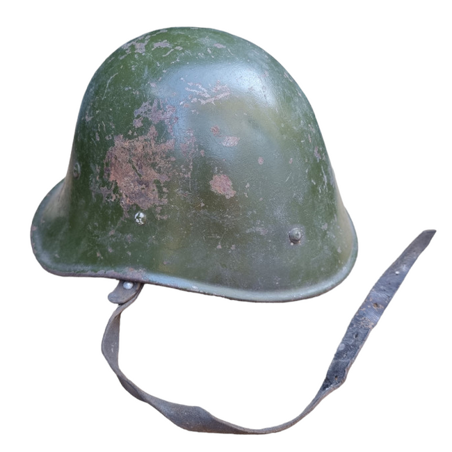 Rare collector's M1939 helmet dutch model, model WW2 34/39 - Surplus Romanian Army - worn, with rust marks, with original inner