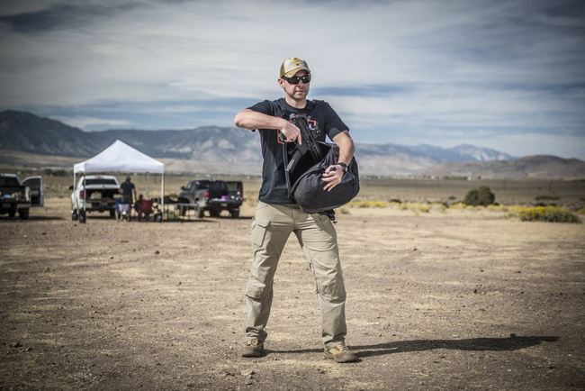 T-SHIRT (K9 - NO TOUCH) - HELIKON