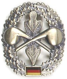 GENUINE GERMAN ARMY METAL BERET BADGE ´ABC-ABWEHR´