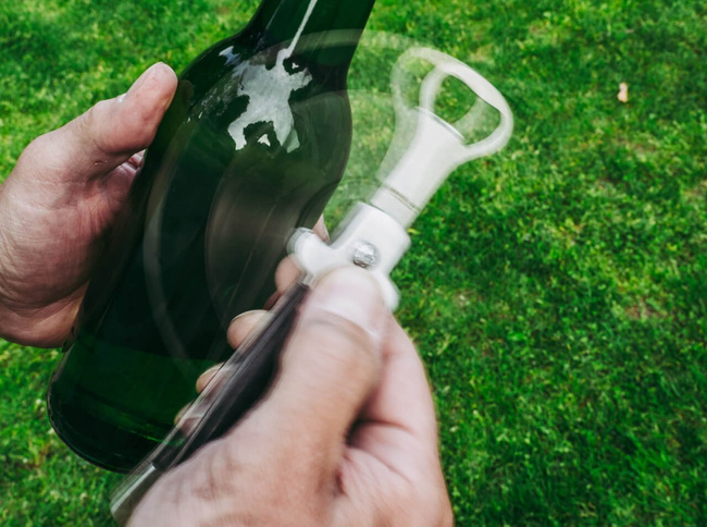 BOTTLE OPENER AUTO WINGMAN - MAGNUM BY BOKER