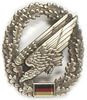 GENUINE GERMAN ARMY METAL BERET BADGE ´FALLSCHIRMJÄGER´