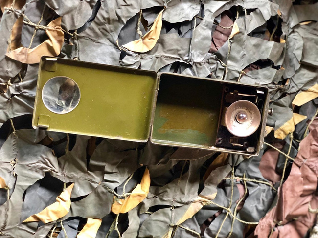 RSR military lantern - Romanian Army Surplus