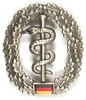 GENUINE GERMAN ARMY METAL BERET BADGE ´SANITÄTER´