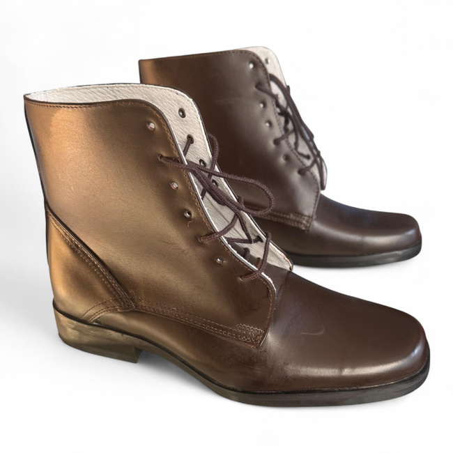 LENOX Lace-Up Boots - Brown - Like New