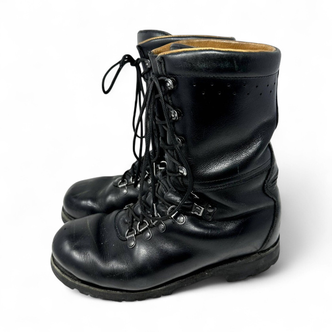 Combat Boots With Lining – Replaced Sole – Austrian Army Military Surplus – Black – Used
