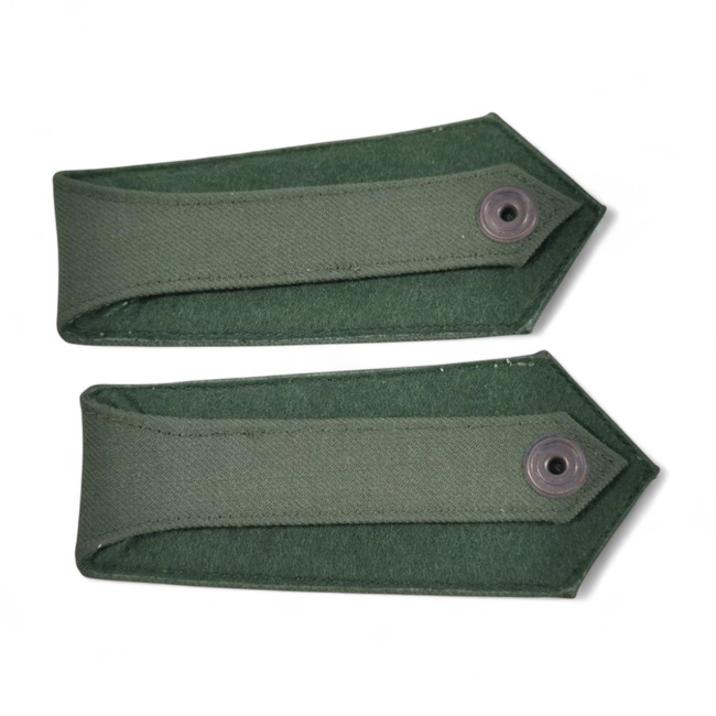 PAIR OF POLICE EPAULETTES – 4 STARS – OD GREEN/GOLDEN – WEST GERMAN FEDERAL POLICE – LIKE NEW