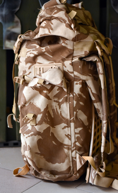 LARGE MILITARY COMBAT BACKPACK WITH POCKET, DETACHABLE OUTER POUCH - CONDOR - 90L - ROMANIAN ARMY MILITARY SURPLUS - DESERT CAMOUFLAGE - IN GOOD CONDITION