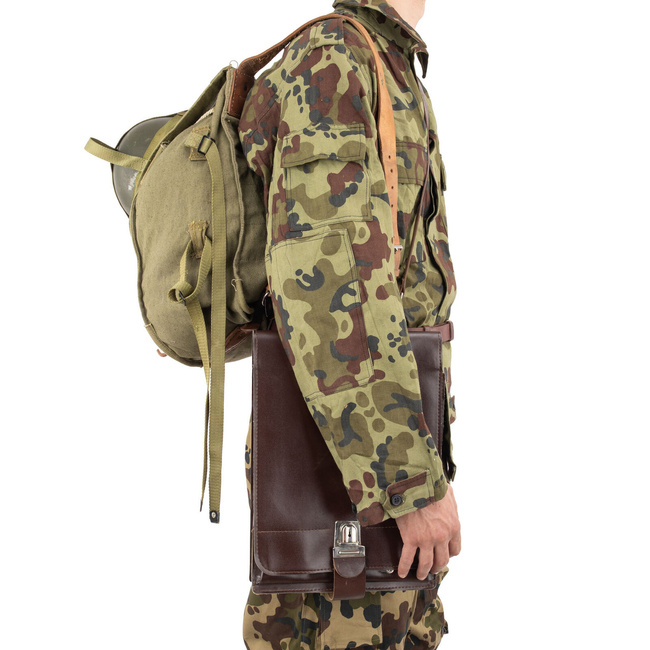 Military Rucksack- Cold War Romanian army (Canvas) - vintage rare - OD Green - Like new