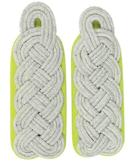 German WWII Green Epaulets Officer Major