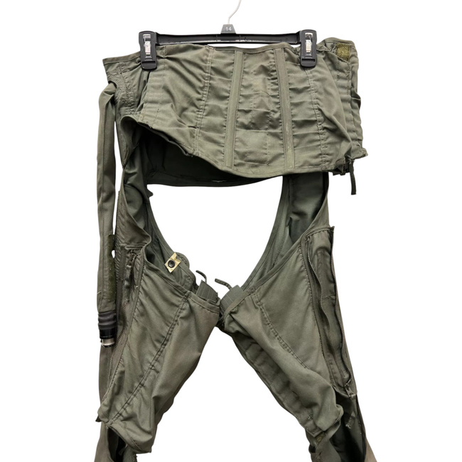 CSU-13B/P ANTI-G SUIT - CUT-OUT MODEL - US AIR FORCE MILITARY SURPLUS - GREEN OD - IN GOOD CONDITION/DECO
