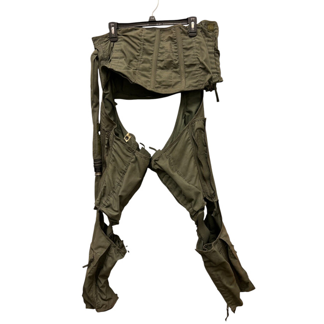 CSU-13B/P ANTI-G SUIT - CUT-OUT MODEL - US AIR FORCE MILITARY SURPLUS - GREEN OD - IN GOOD CONDITION/DECO