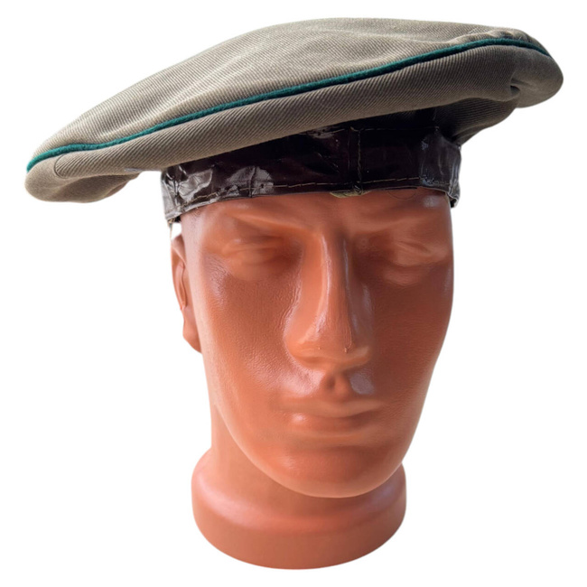 RARE OFFICERS BERET - MOUNTAIN HUNTERS - ROMANIAN ARMY MILITARY SURPLUS - GREEN WITH BROWN/BLACK BAND - IN GOOD CONDITION