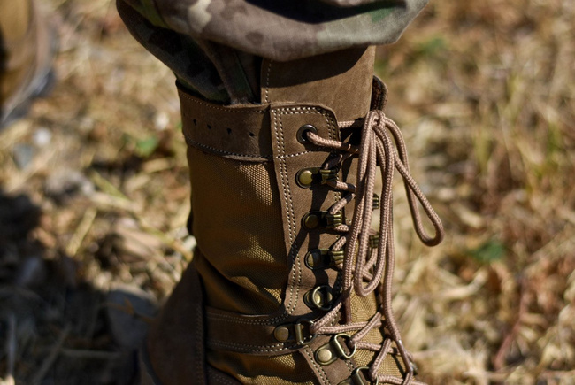 Coyote Bison Boots