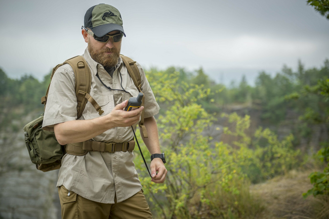 SHORT-SLEEVED SHIRT - DEFENDER MK2® - POLYCOTTON RIPSTOP - Helikon-Tex® - PINE GREEN 