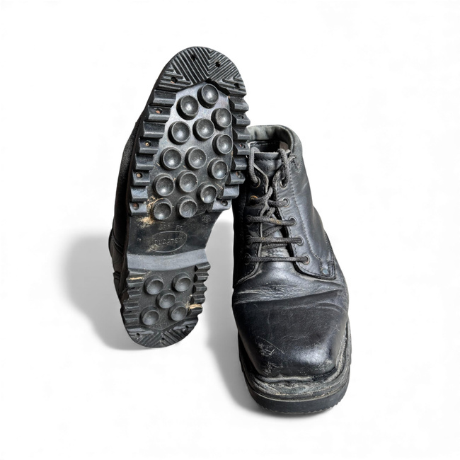 LEATHER MILITARY BOOTS - MOUNTAIN HUNTERS - MILITARY SURPLUS ROMANIAN ARMY - BLACK - USED