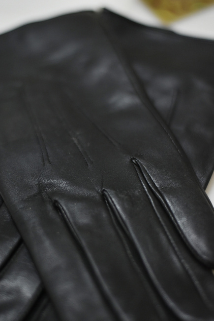 WOMEN S LEATHER GLOVES - BLACK - MILITARY SURPLUS ROMANIAN ARMY - LIKE NEW