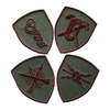 EMBLEMA SEMN DE ARMA MANECA SCUT - ARTILERIE TERESTRA - BRODATA PE SUPORT KAKI CU FIR MARO 